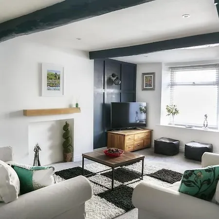 White Deluxe 2 Bedroom Apartment Grassington